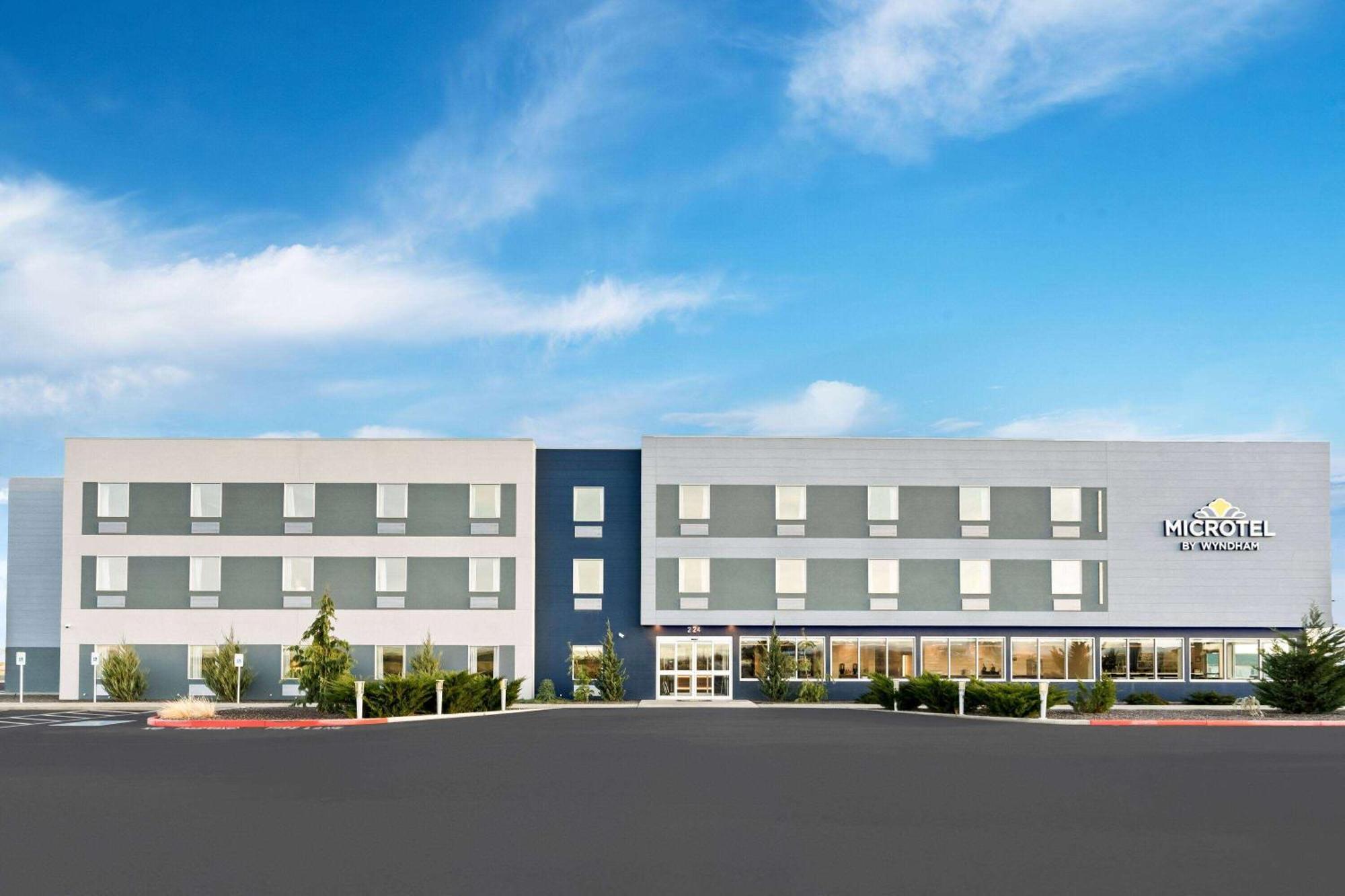 Microtel Inn & Suites By Wyndham George Exterior photo