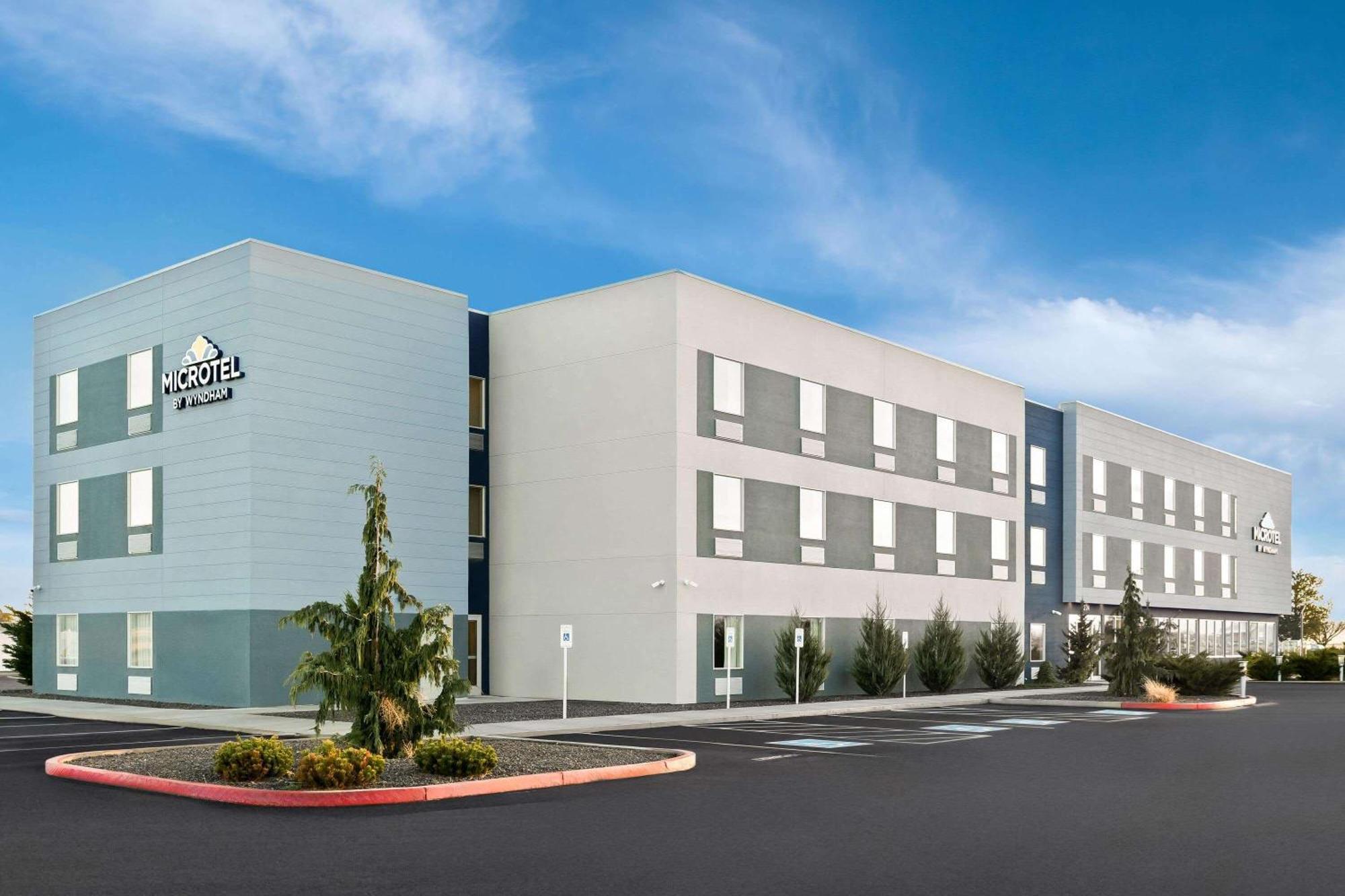 Microtel Inn & Suites By Wyndham George Exterior photo